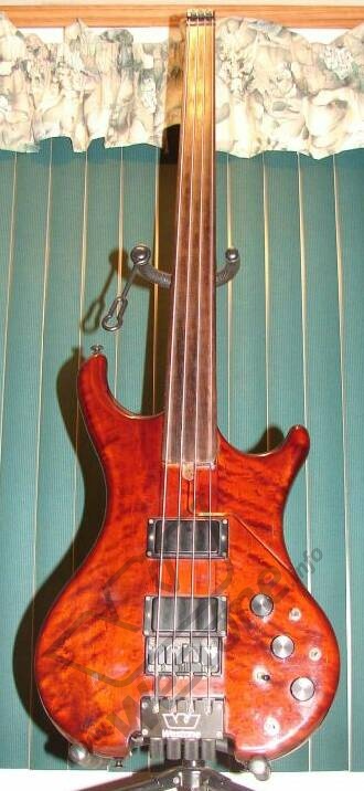 westone headless bass